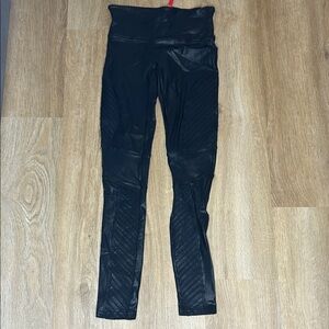 SPANX Black Textured Leggings